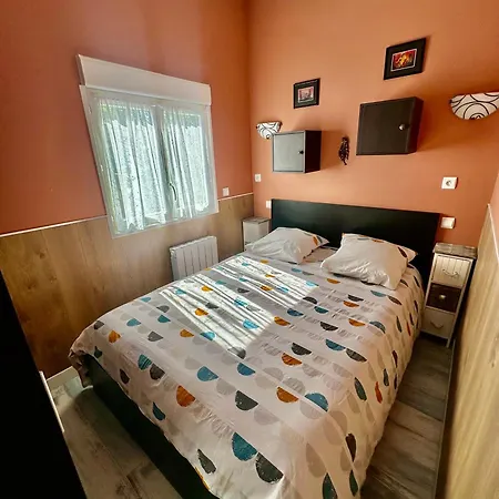 La Maison Bleue, Avec Piscine Διαμέρισμα