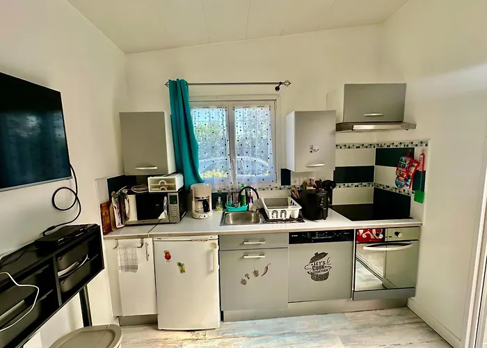 La Maison Bleue, Avec Piscine Διαμέρισμα