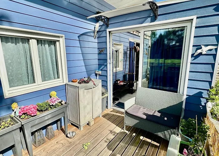 La Maison Bleue, Avec Piscine *