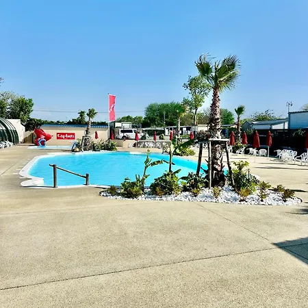La Maison Bleue, Avec Piscine *